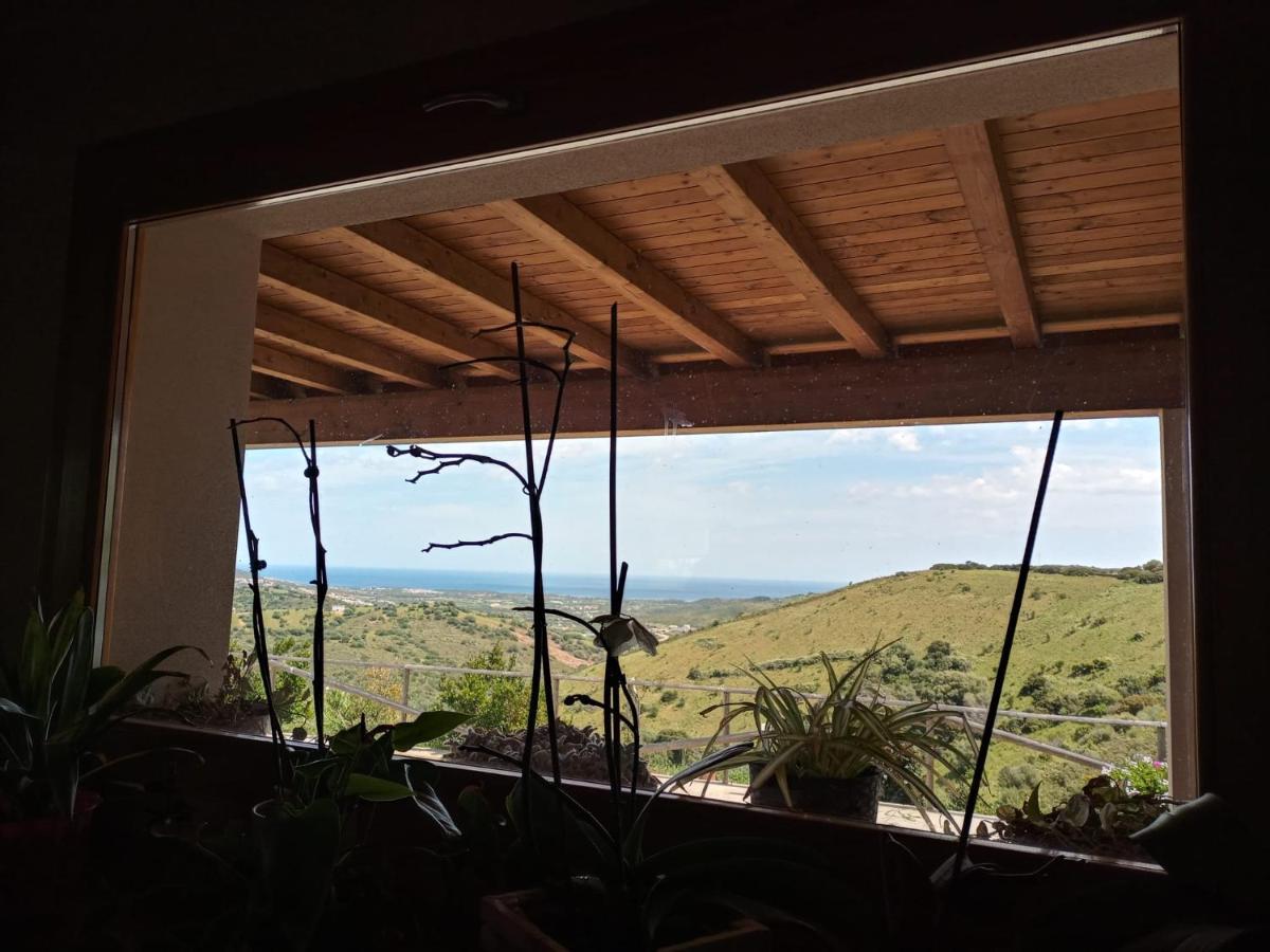 Azienda Agrituristica La Janna Di La Faj Будони Екстериор снимка