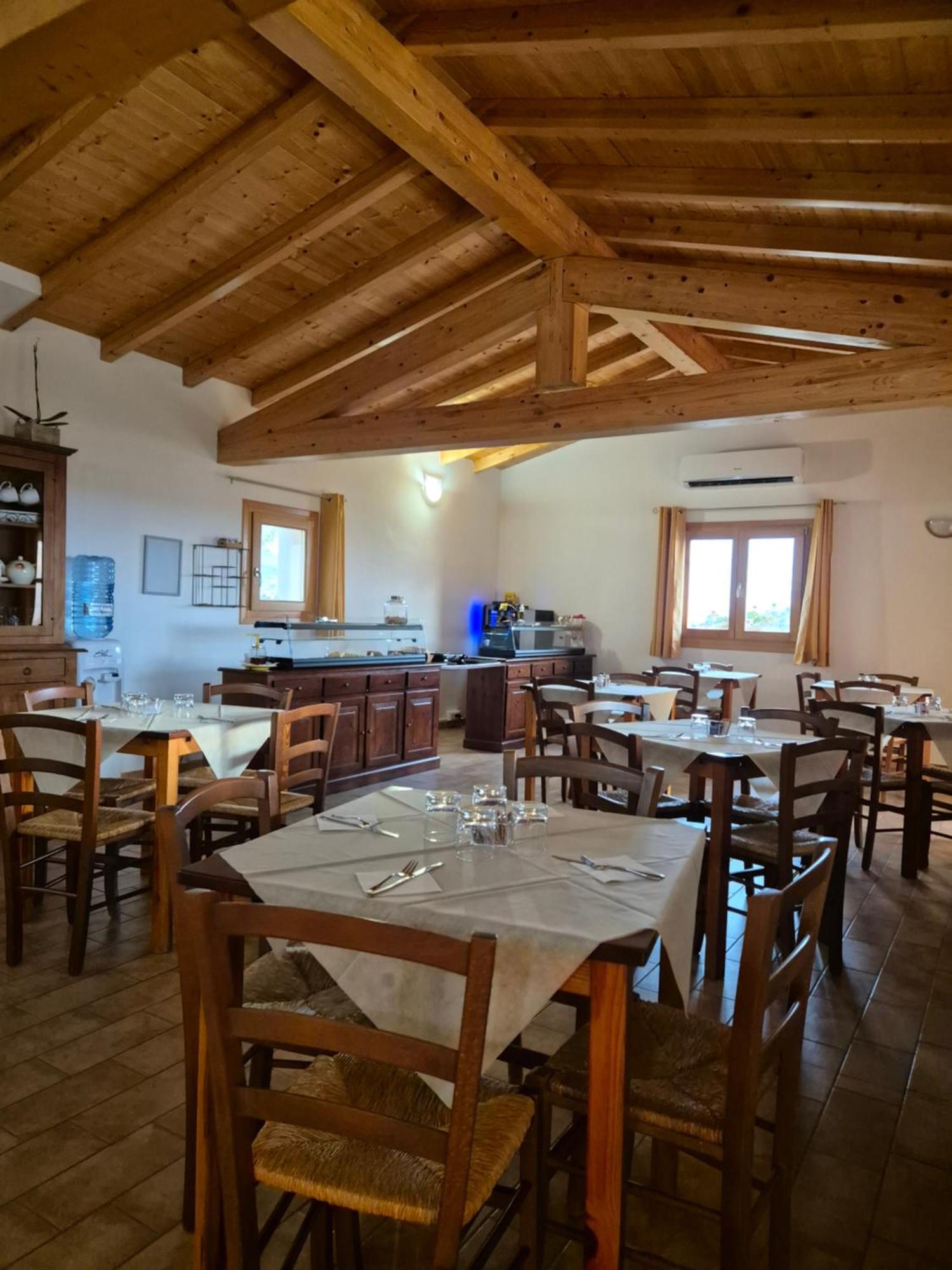 Azienda Agrituristica La Janna Di La Faj Будони Екстериор снимка