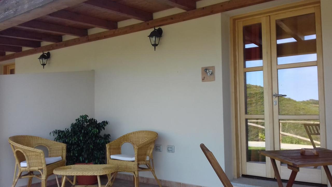 Azienda Agrituristica La Janna Di La Faj Будони Екстериор снимка