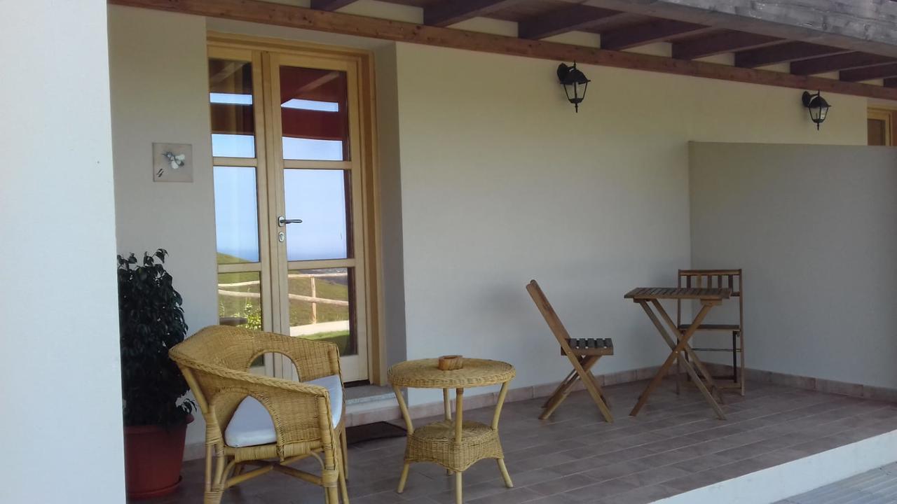 Azienda Agrituristica La Janna Di La Faj Будони Екстериор снимка